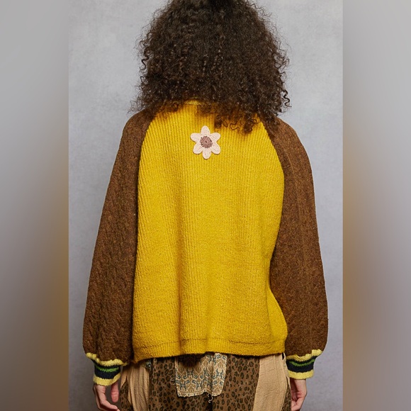 POL Vibrant Knit Cardigan with Floral Details - Picture 4 of 4